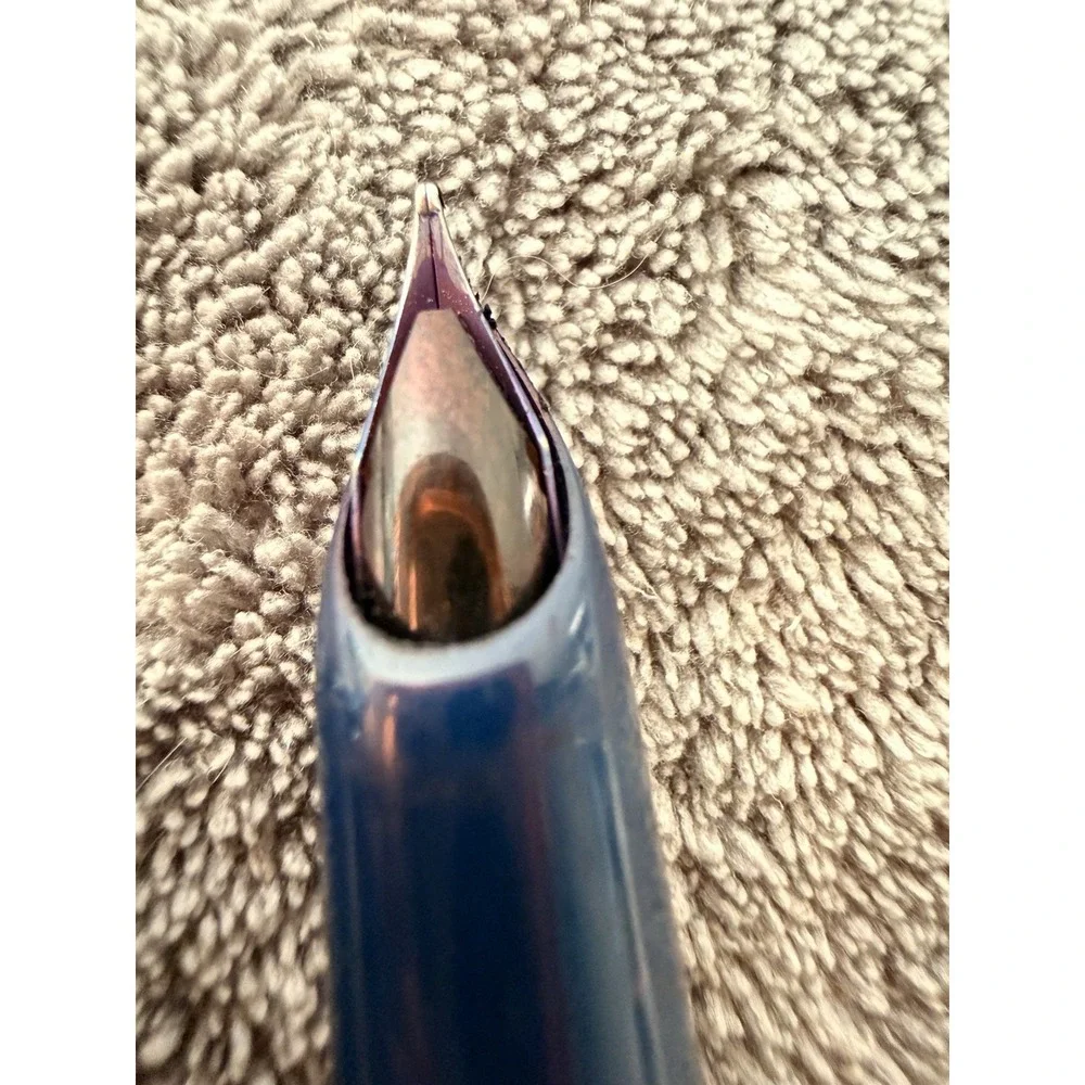 Parker Vintage 21 Blue Inverted Ridge Clip Fountain Pen